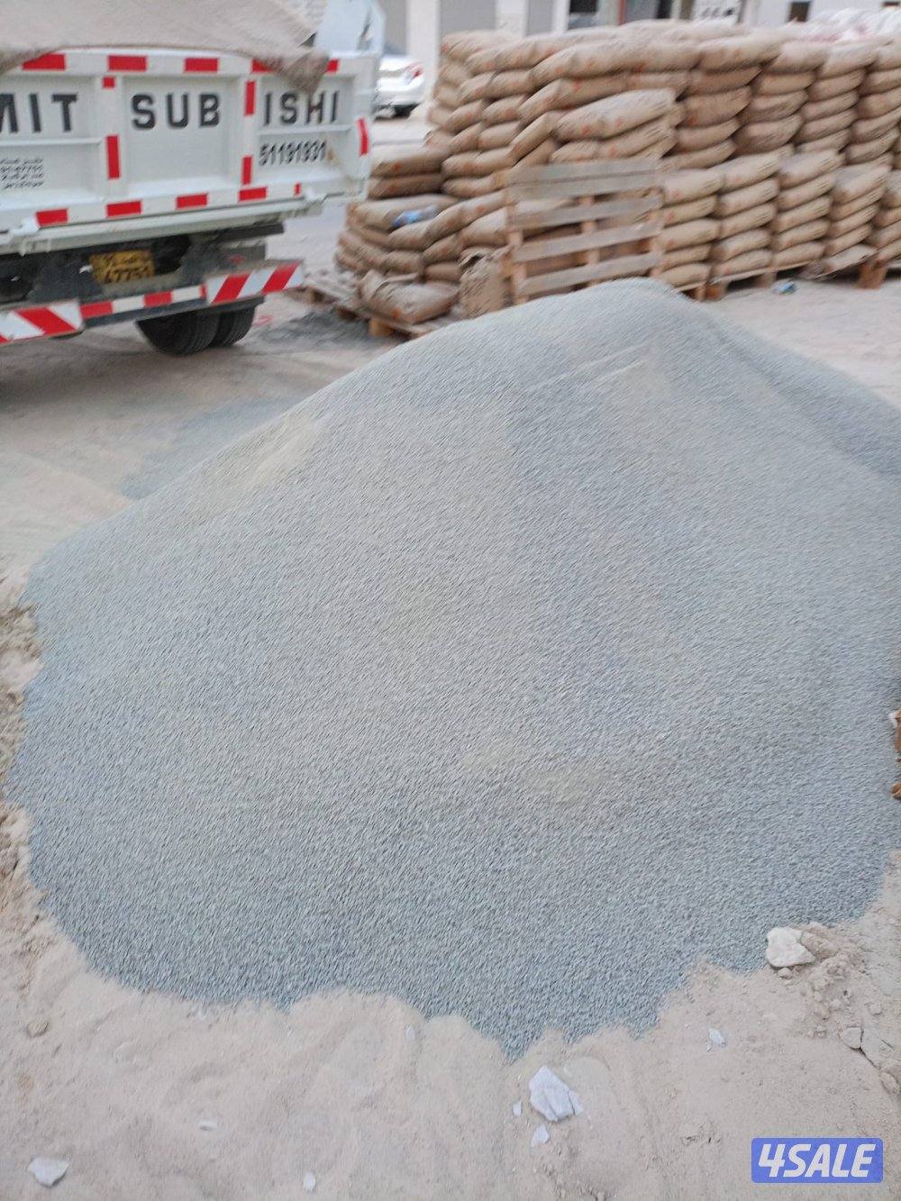 بيع وشراء مواد البناء والعازل والصبغ ومواد المساح ومواد اللاصق8