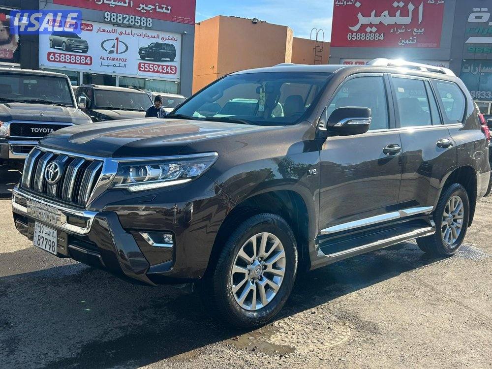 تويوتا لاند كروزر برادو VX-V6 موديل 2021 ماشى 25.000 k.m  وارد الساير8