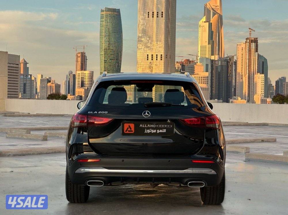 مرسيدسGLA200 موديل2022 عداد52الف وارد الملا تحت الكفاله لغاية20274