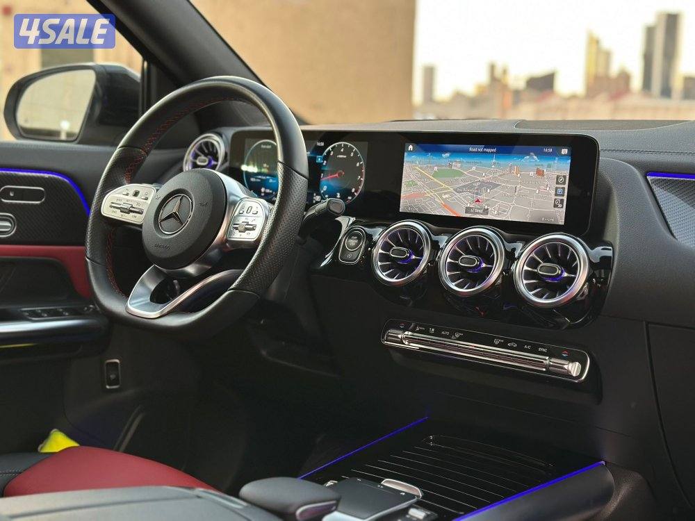 مرسيدسGLA200 موديل2022 عداد52الف وارد الملا تحت الكفاله لغاية20277