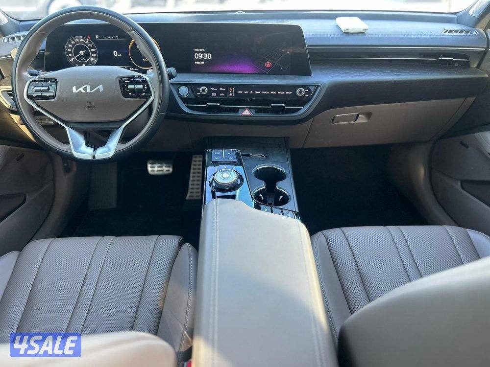 كيا-K8  موديل 2023 ماشى 4000 k.m وارد المطوع . صبغ وكالة6