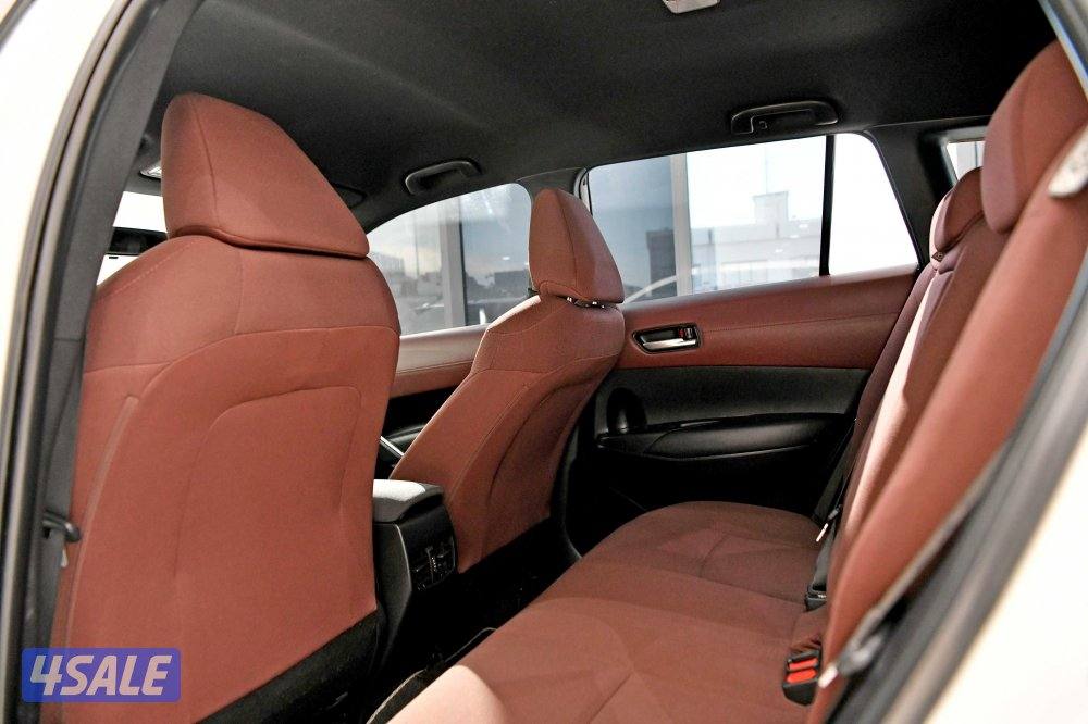 تويوتا كورولا كروس4