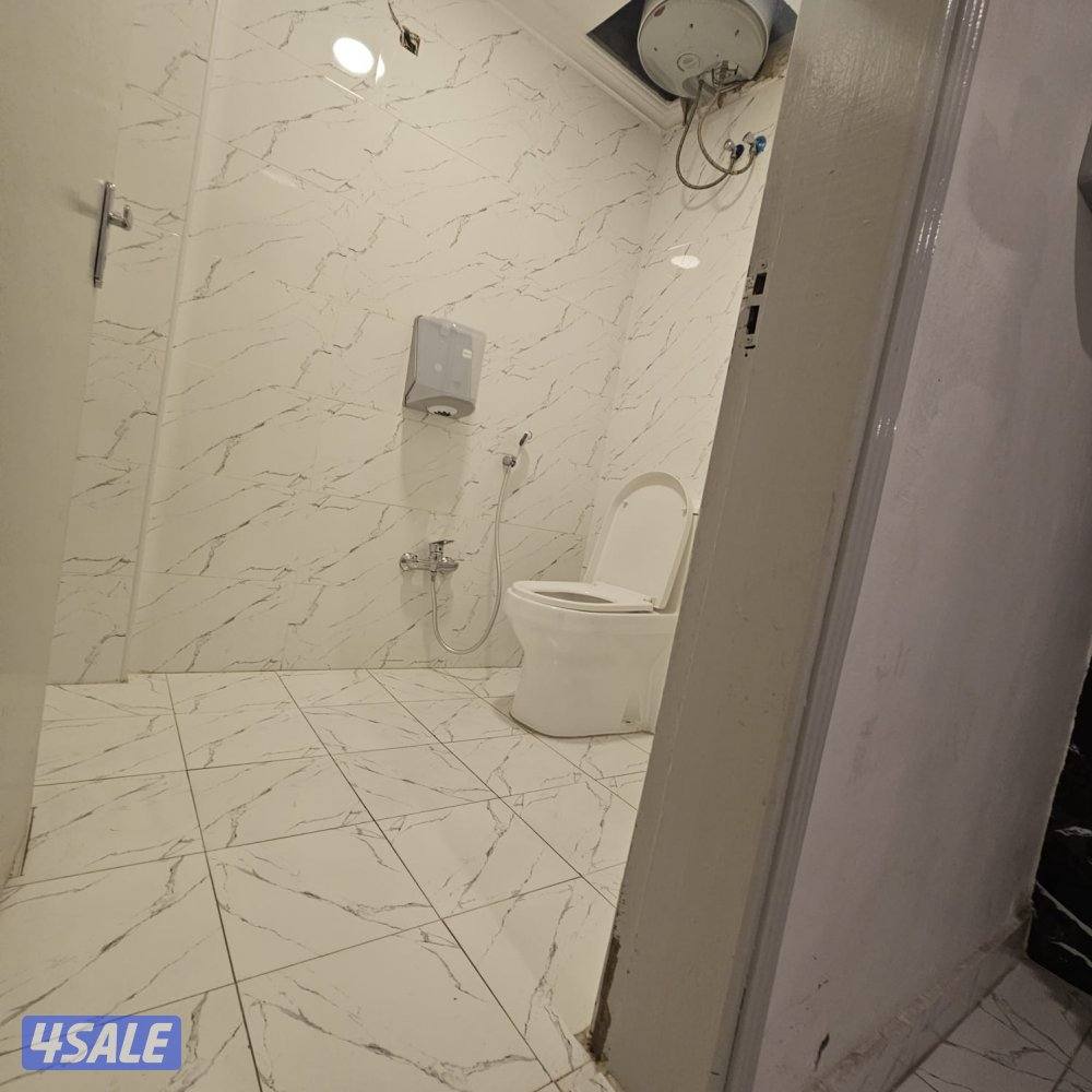 شقه دوبلكس للايجار 3غرف و3 حمامات و2 صاله ومطبخ وغرفه4