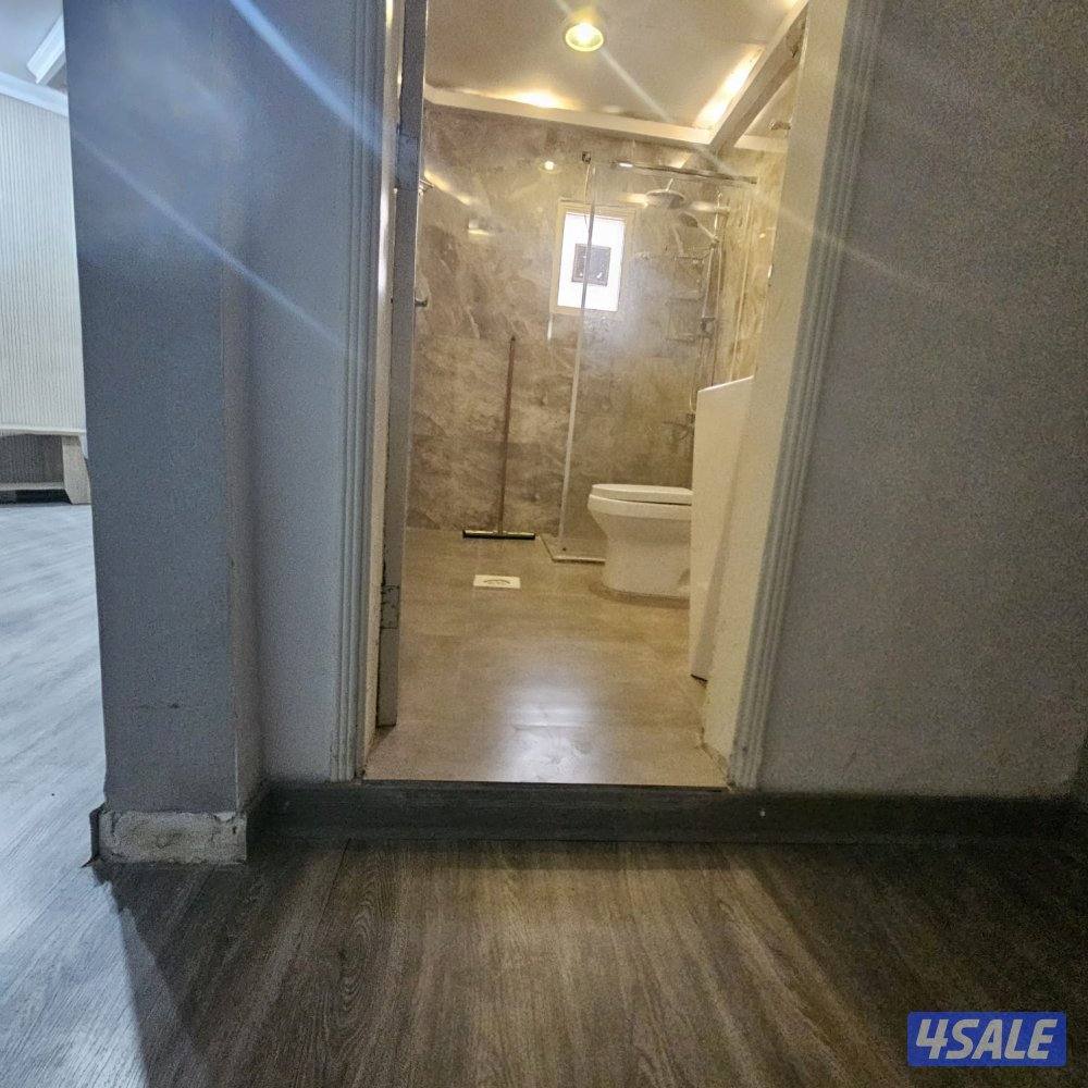 شقه دوبلكس للايجار 3غرف و3 حمامات و2 صاله ومطبخ وغرفه9