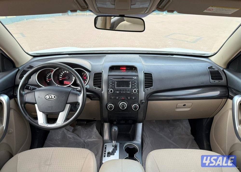 بحالة ممتازة جيب كيا سورينتو 2013 فحص ماكينة قير شاسي 4 سلندر 7 راكب10