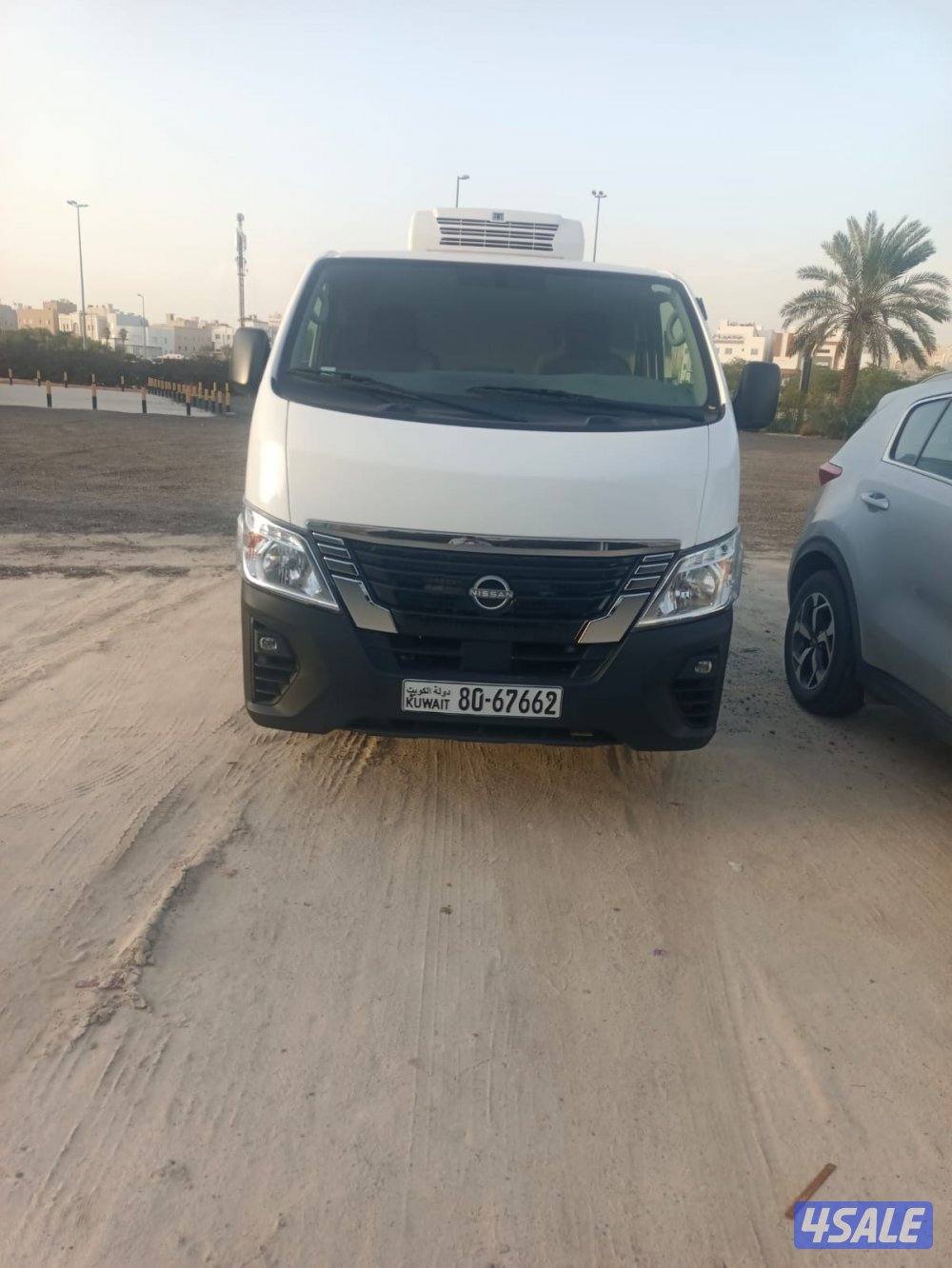 للبيع باص أورفان مديل 2024  الموتر جدا نضيف ماشي 56000 الف ثلاجه3