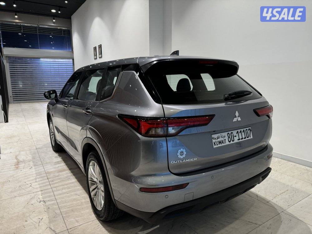 Mitsubishi Outlander1