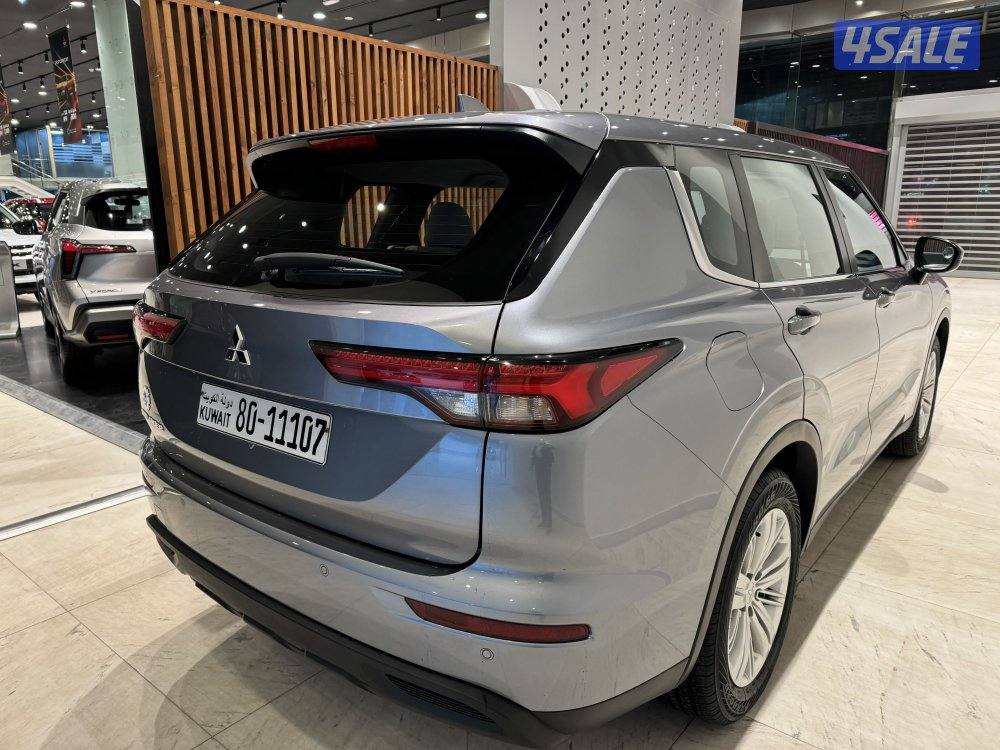 Mitsubishi Outlander2