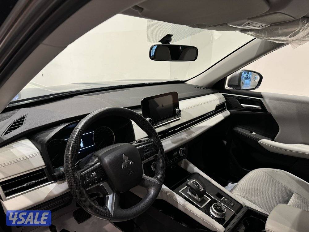 Mitsubishi Outlander5