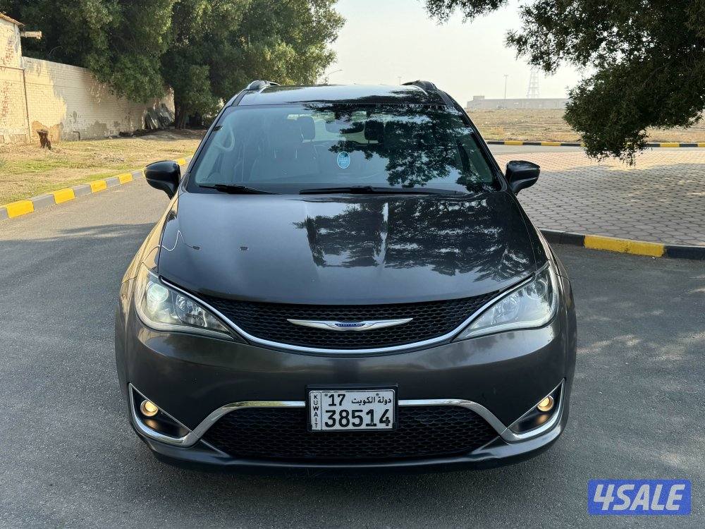 كرايزلر بايسيفكا 2019 العائلية1