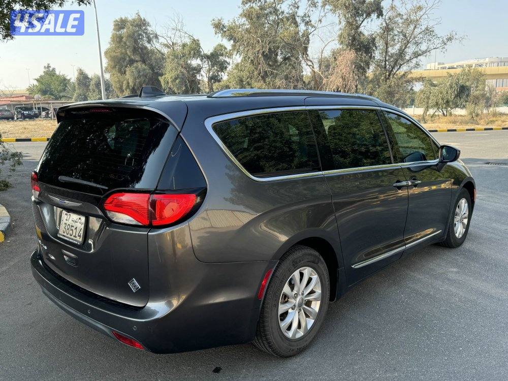 كرايزلر بايسيفكا 2019 العائلية4