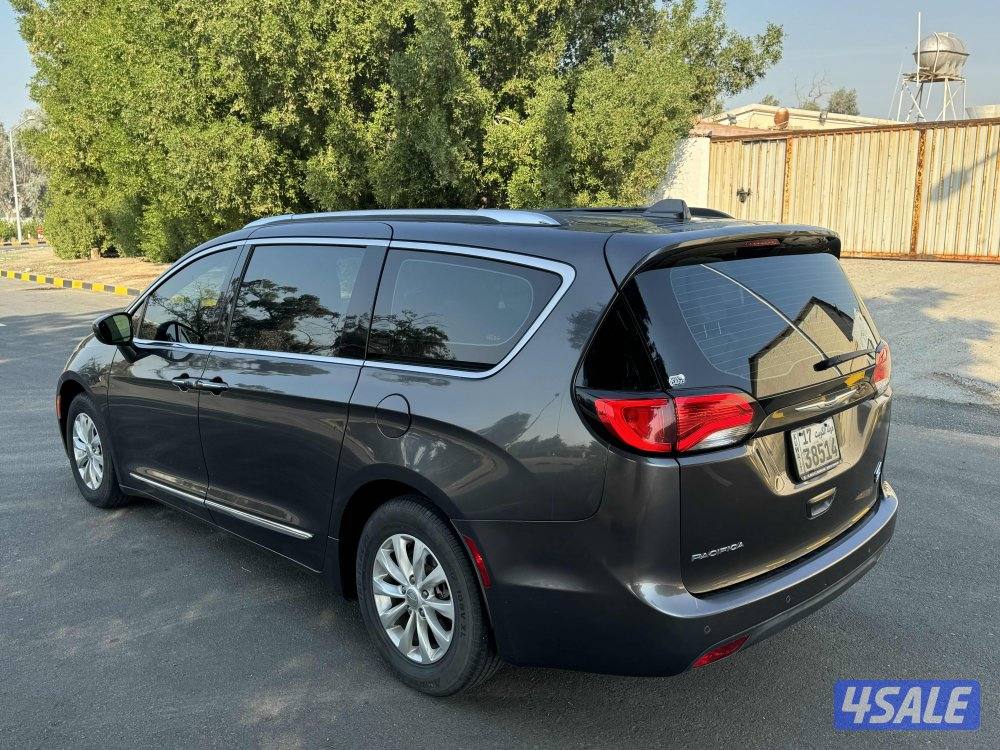 كرايزلر بايسيفكا 2019 العائلية6