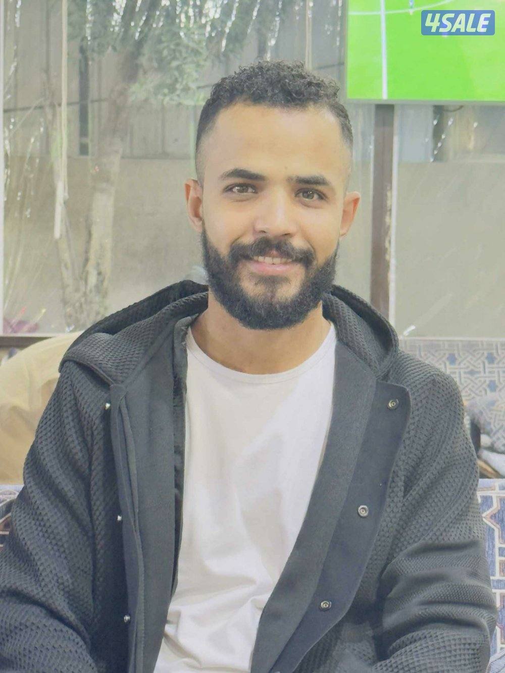 باحث عن عمل عملت في مجال المبيعات ادوات صحية فقط0