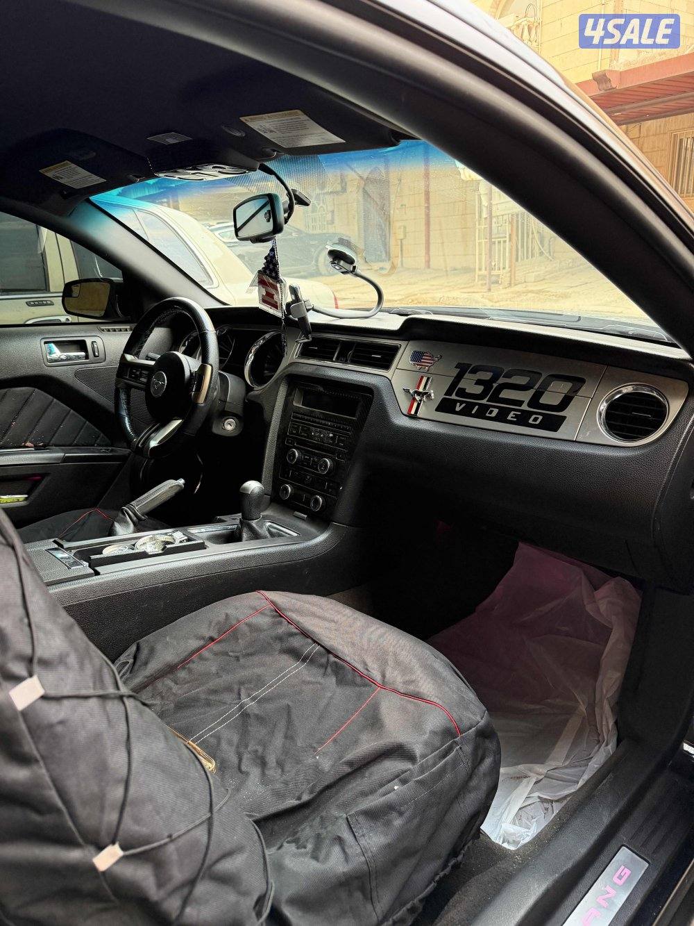 للبيع موستنق ٢٠١٢3