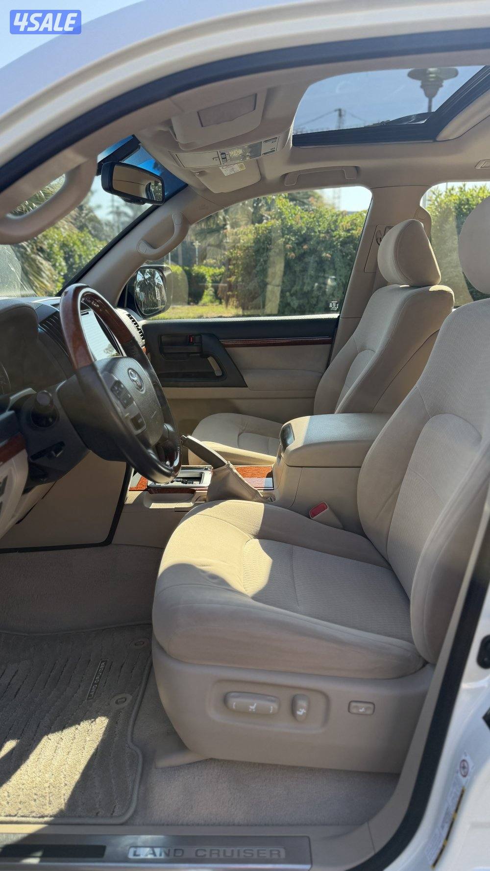 لاندكروزر 2015 ماشي 188 الف 8 سلندر5