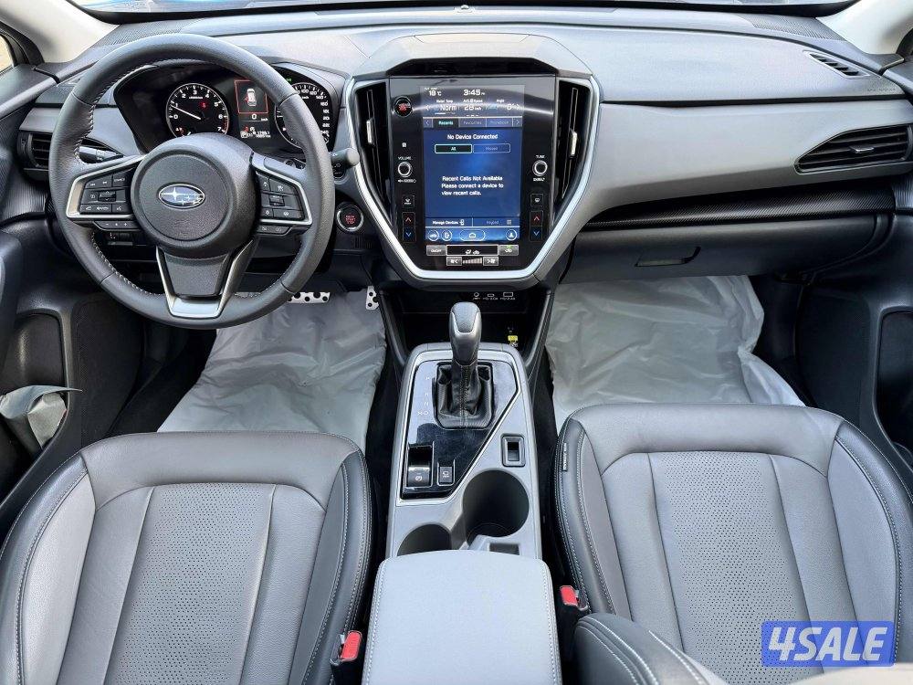 Subaro Crosstrek 19.000km model 2023 full option original paint3