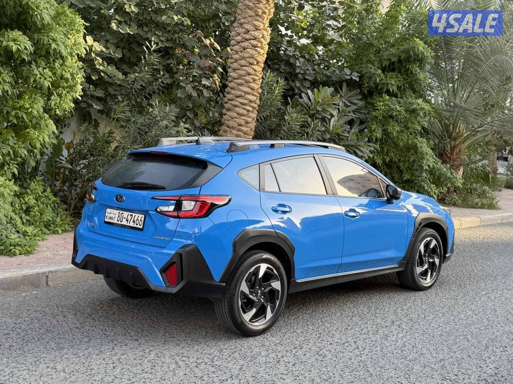 Subaro Crosstrek 19.000km model 2023 full option original paint6