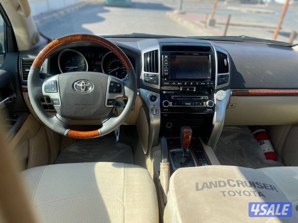 لاند كروز VXR وارد قطر فحص جير مكينه شاصي8