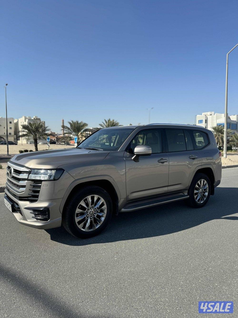 LAND CRUISER 2022 GXR AERO-S TWIN TURBO4