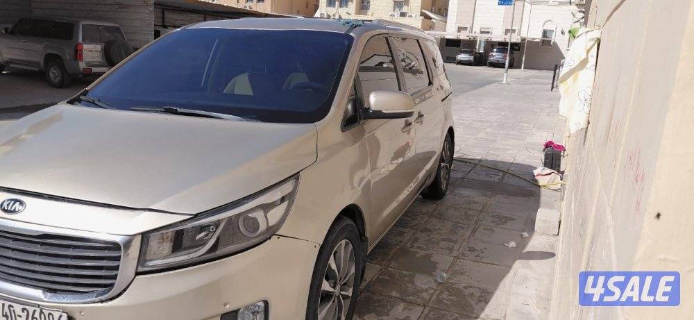 للبيع كيا كرنفال شرط الفحص قير مكينه شاصي 20161