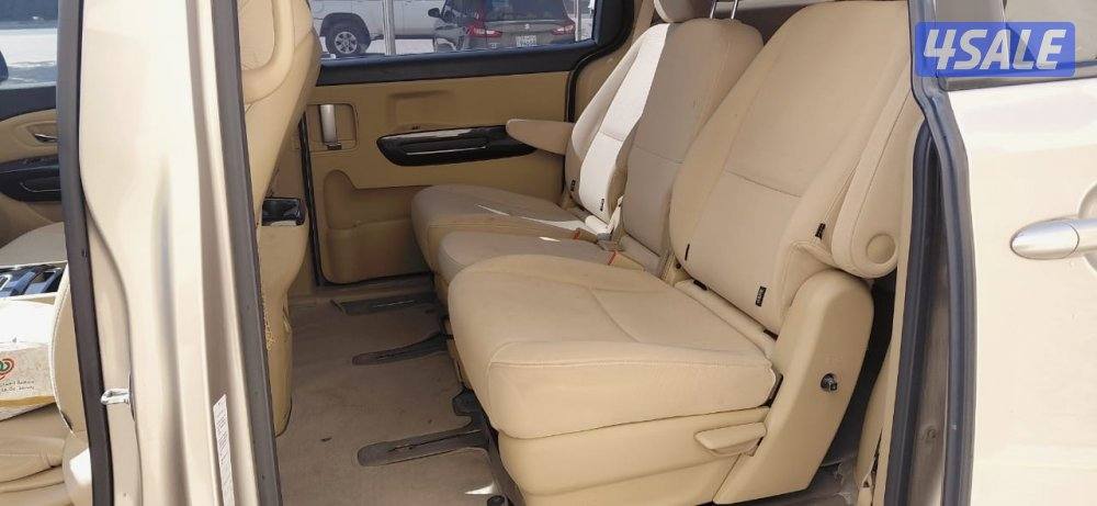 للبيع كيا كرنفال شرط الفحص قير مكينه شاصي 20166