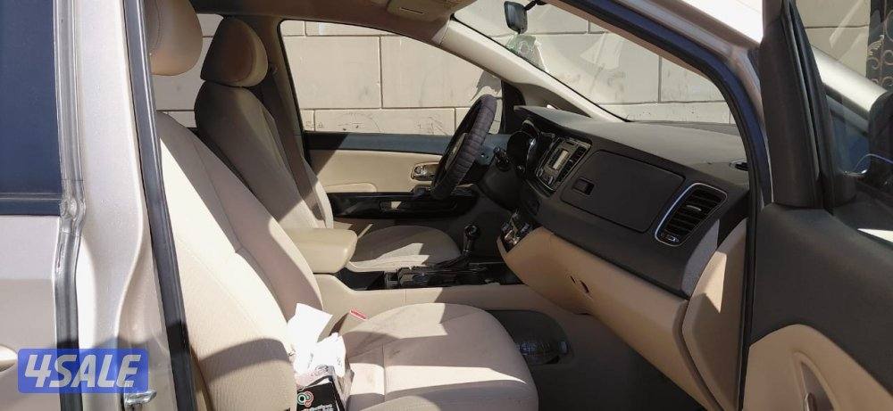 للبيع كيا كرنفال شرط الفحص قير مكينه شاصي 20167