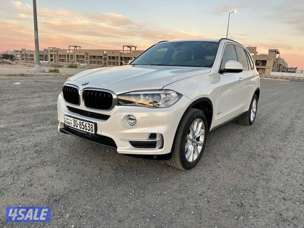 بي ام X5 موديل ٢٠١٥ بحالة ممتازة0