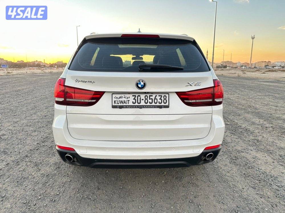 بي ام X5 موديل ٢٠١٥ بحالة ممتازة1