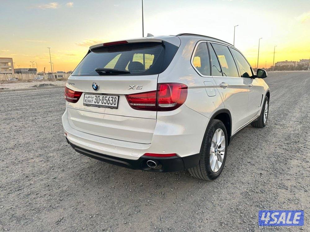 بي ام X5 موديل ٢٠١٥ بحالة ممتازة2