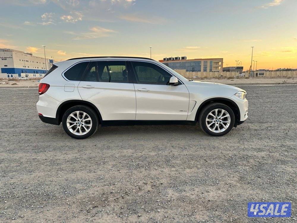 بي ام X5 موديل ٢٠١٥ بحالة ممتازة3