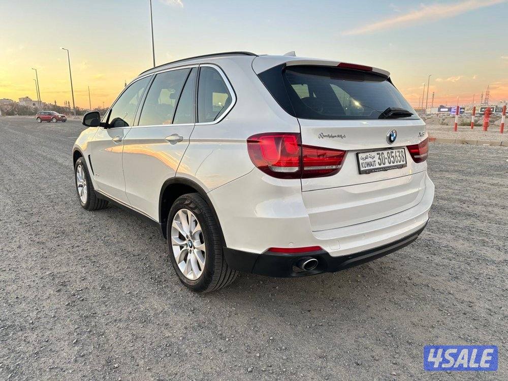 بي ام X5 موديل ٢٠١٥ بحالة ممتازة5