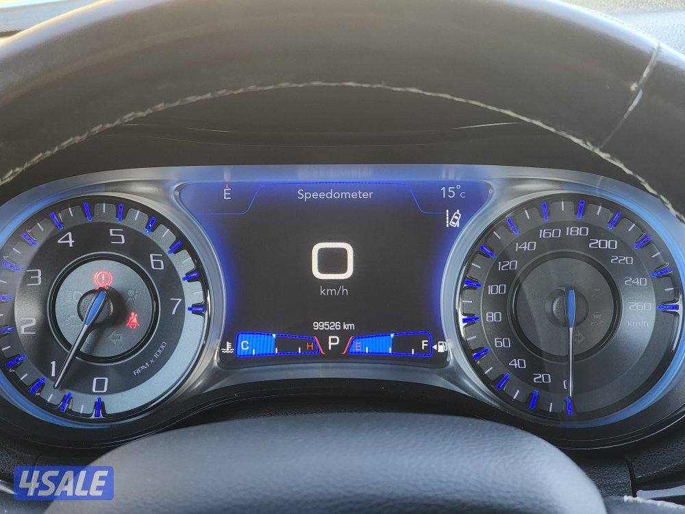 كرايسلر 300S ، ٦ سلندر موديل2021 عداد99ألف شرط الفحص فل أوبشن عدا فتحة9