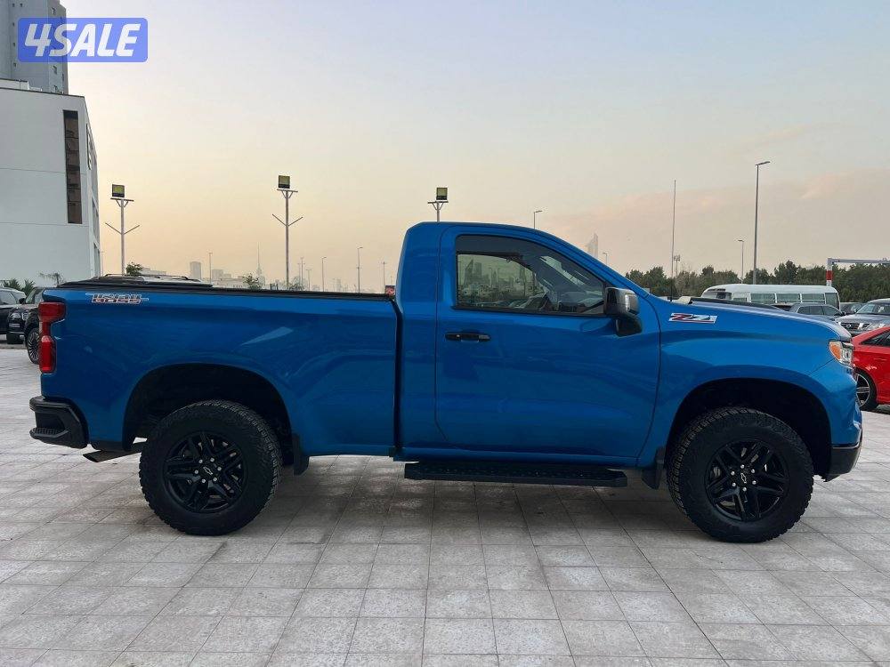 Chevrolet silvarado Trail Boss. 2024  km 23000 full option4