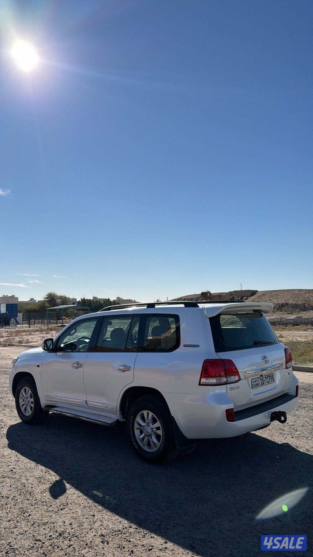 لبيع لاند كروز GXR 20011 شرط الفحص كامل مواصفات 8سلندر3