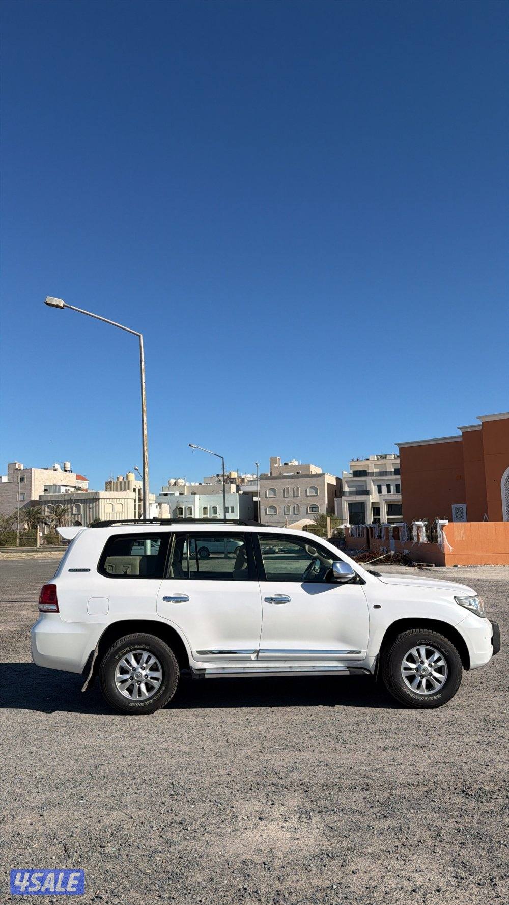 لبيع لاند كروز GXR 20011 شرط الفحص كامل مواصفات 8سلندر4