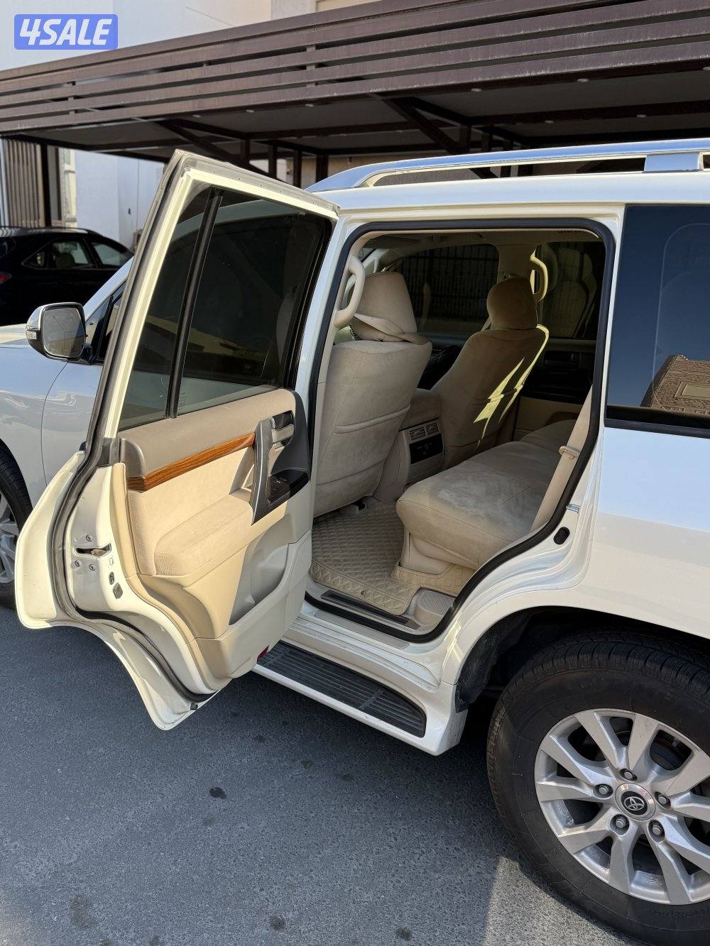 لاند كروزر1