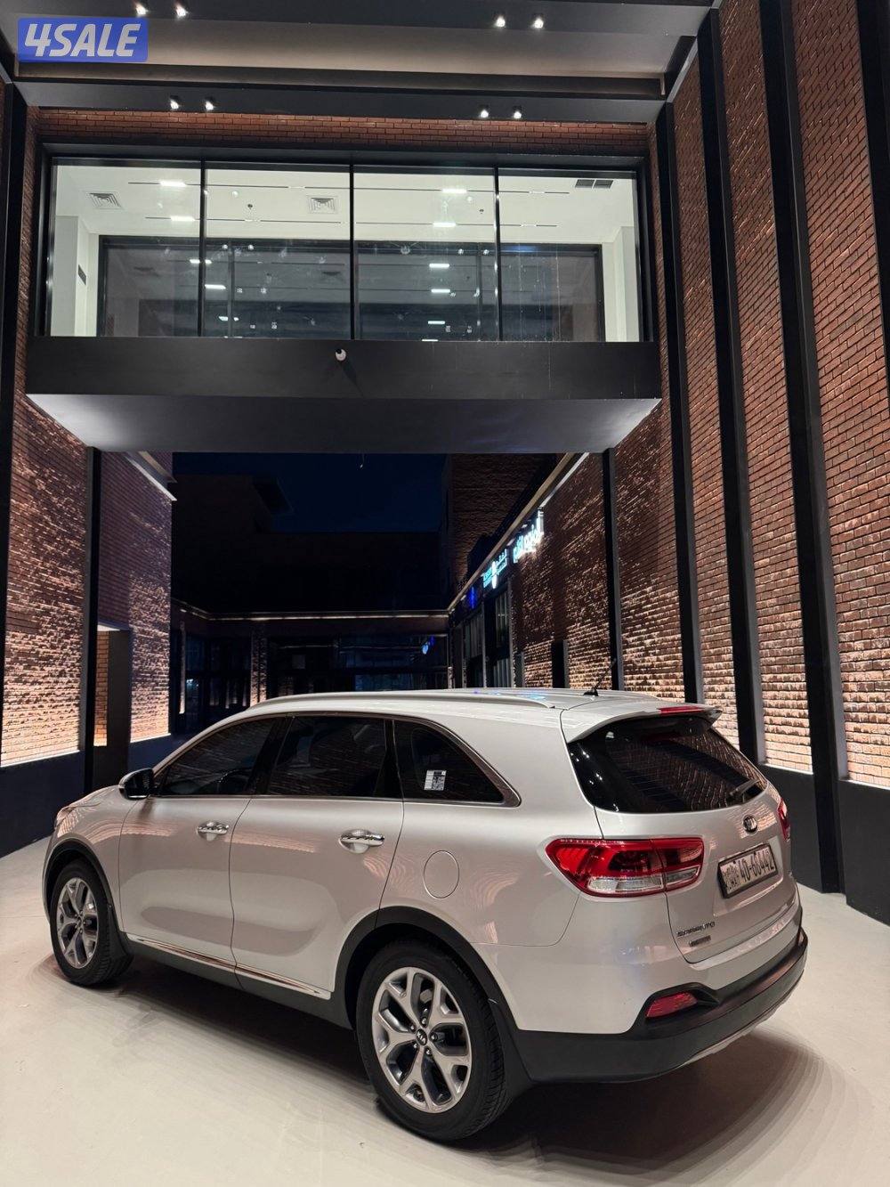 للبيع جيب كيا سورينتو 2018 بحالة الوكالة2