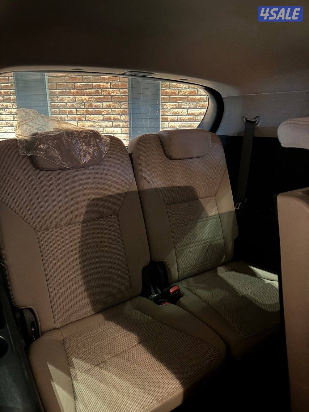 للبيع جيب كيا سورينتو 2018 بحالة الوكالة8