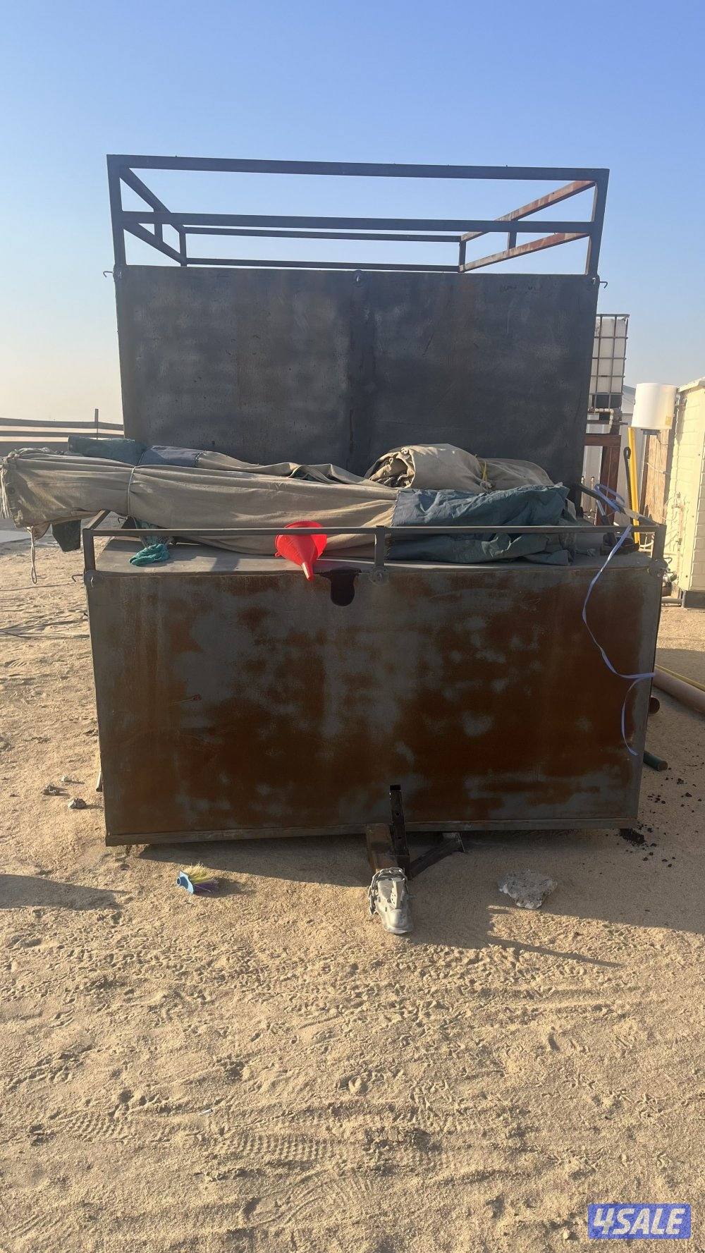 مخزن للمخيمات2