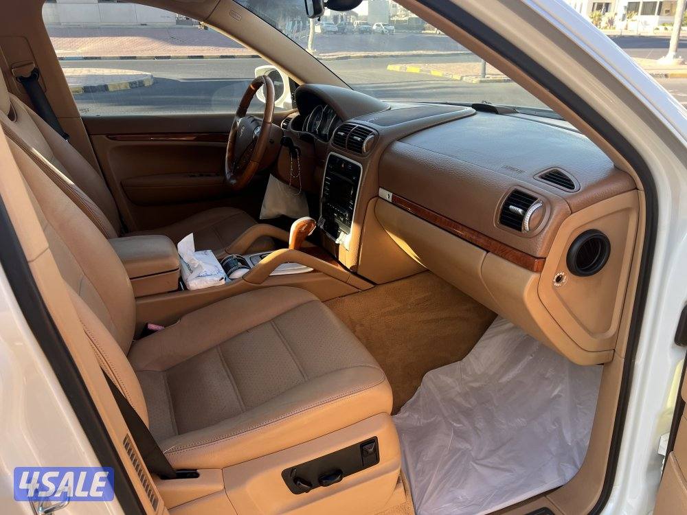 كايينs-٨ سلندر-٢٠٠٩-عداد١٧٨الف-حالة ممتازة واستخدام يومي9