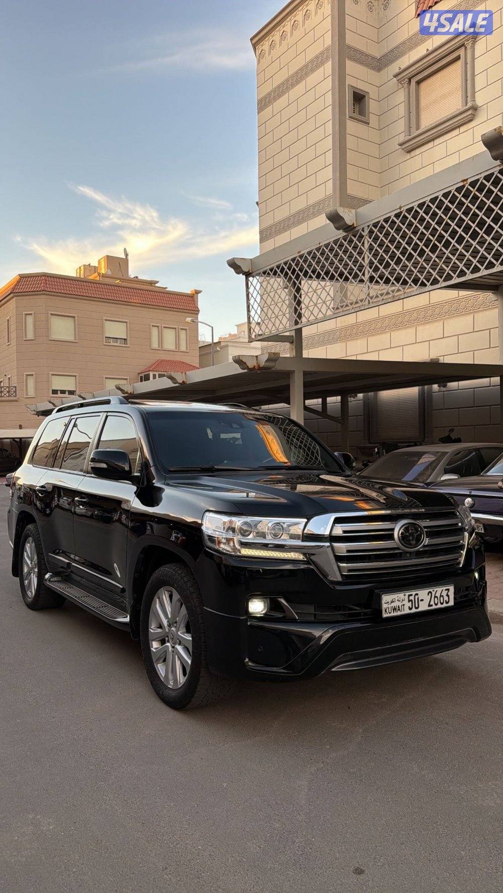 للبيع لاندكروز VXR0