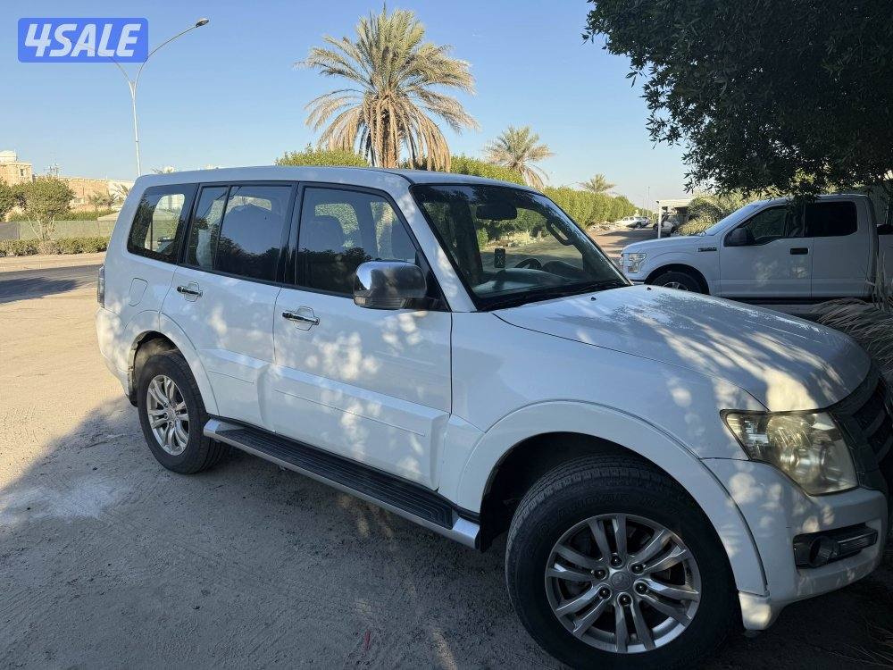 باجيرو 2016 ماشي ٢٠٨ الف شرط الفحص قير مكينه شاصي قابل للمساومه2