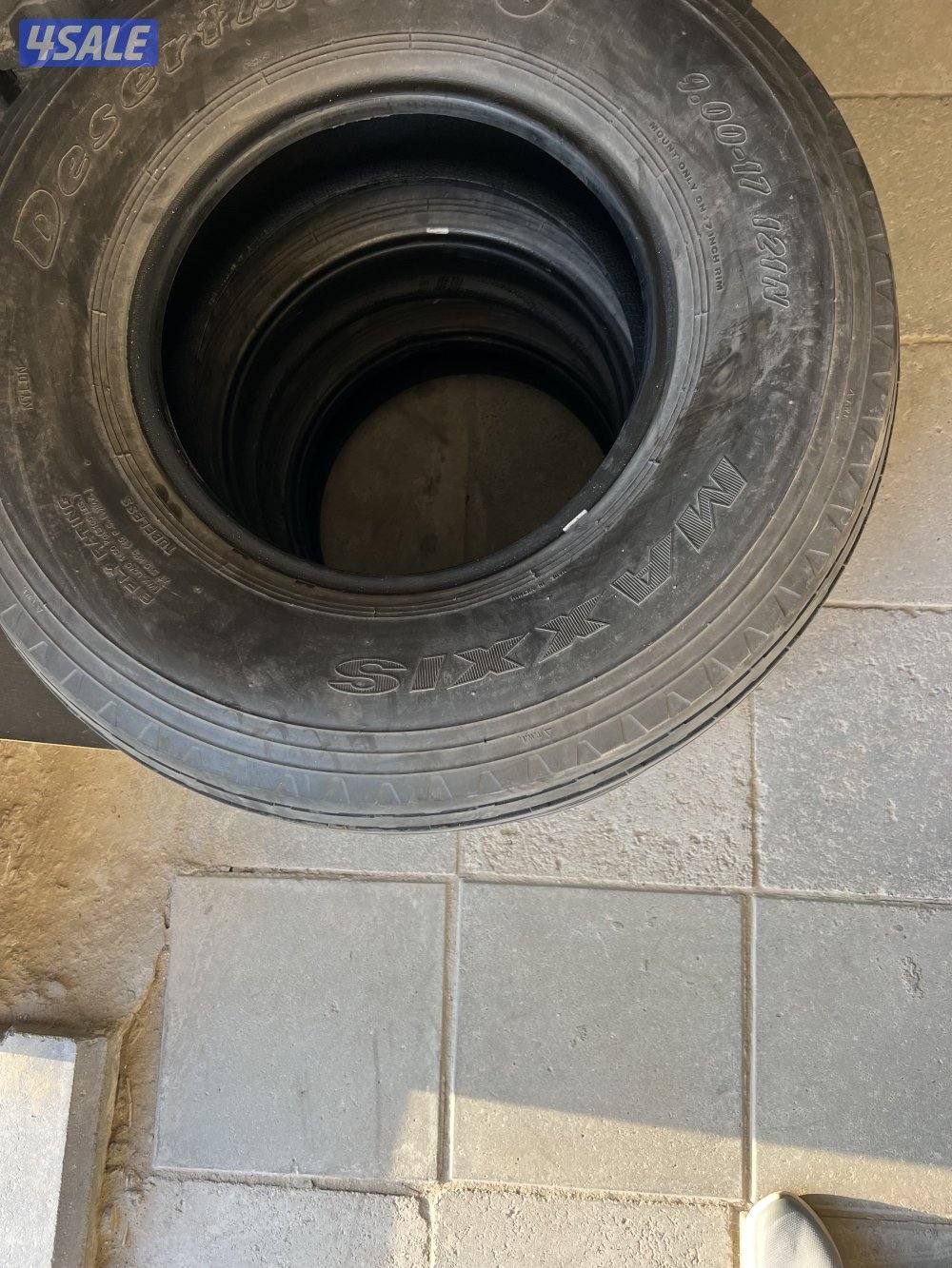 للبيع ثلاثه بوالين ابو جمل نضاف استخدام شهر ونص فقط تاريخ السنه2