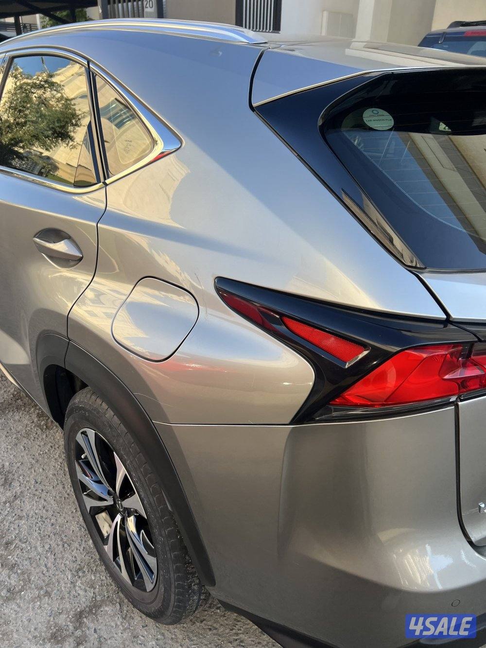 للبيع لكزس NX موديل ٢٠٢١0