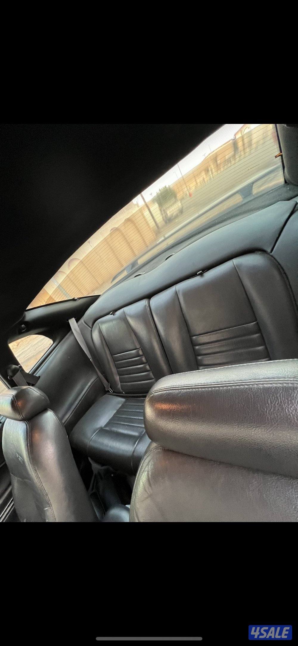 للبيع موستنغ 2003GT  قيرعادي 8 سلندر ماشي 220 كيلو4