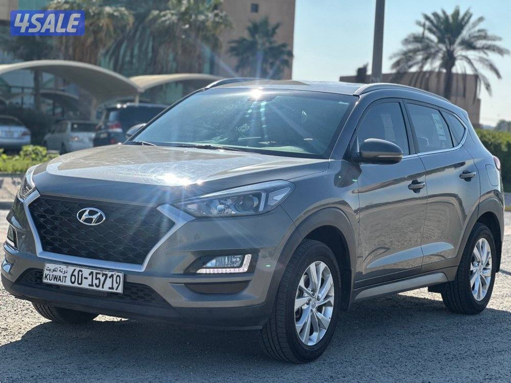 للبيع هيونداي توسان ماشي ٨٧ الف كيلو سيرفس وكالة1