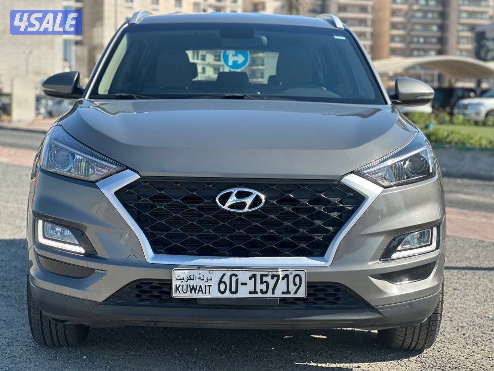 للبيع هيونداي توسان ماشي ٨٧ الف كيلو سيرفس وكالة2