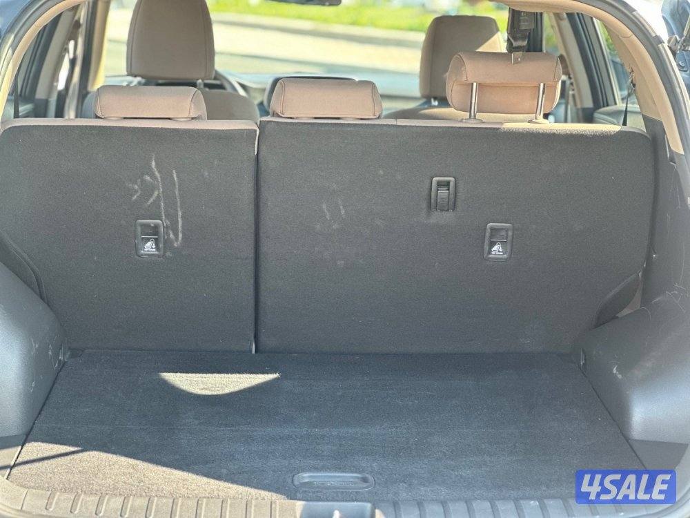 للبيع هيونداي توسان ماشي ٨٧ الف كيلو سيرفس وكالة5