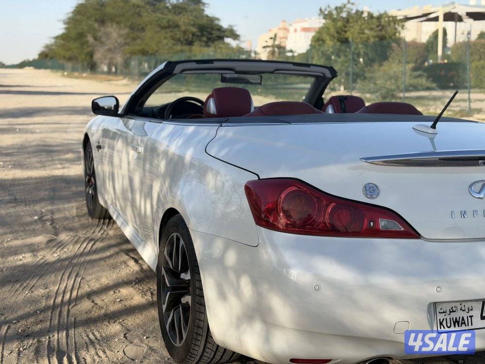 infiniti Q60 convertible 20165