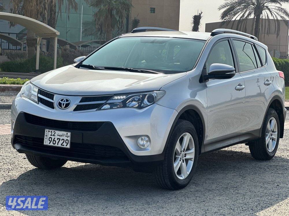 للبيع تويوتا راف فور ماشي ١٥٦ الف كيلو1